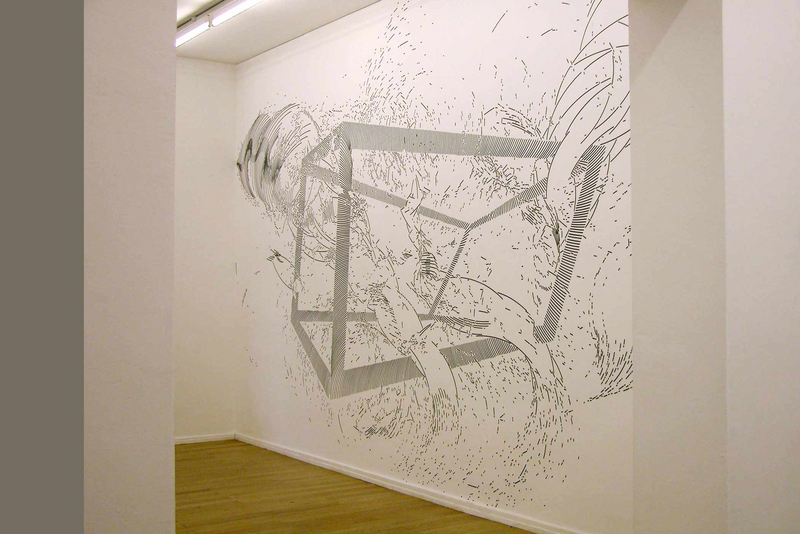 Wandzeichnung #18; „Zufällige Notwendigkeit“ ( mit Simone Michalko ); 2007; Tusche auf Wand (Ink on wall); Nassauischer Kunstverein, Wiesbaden