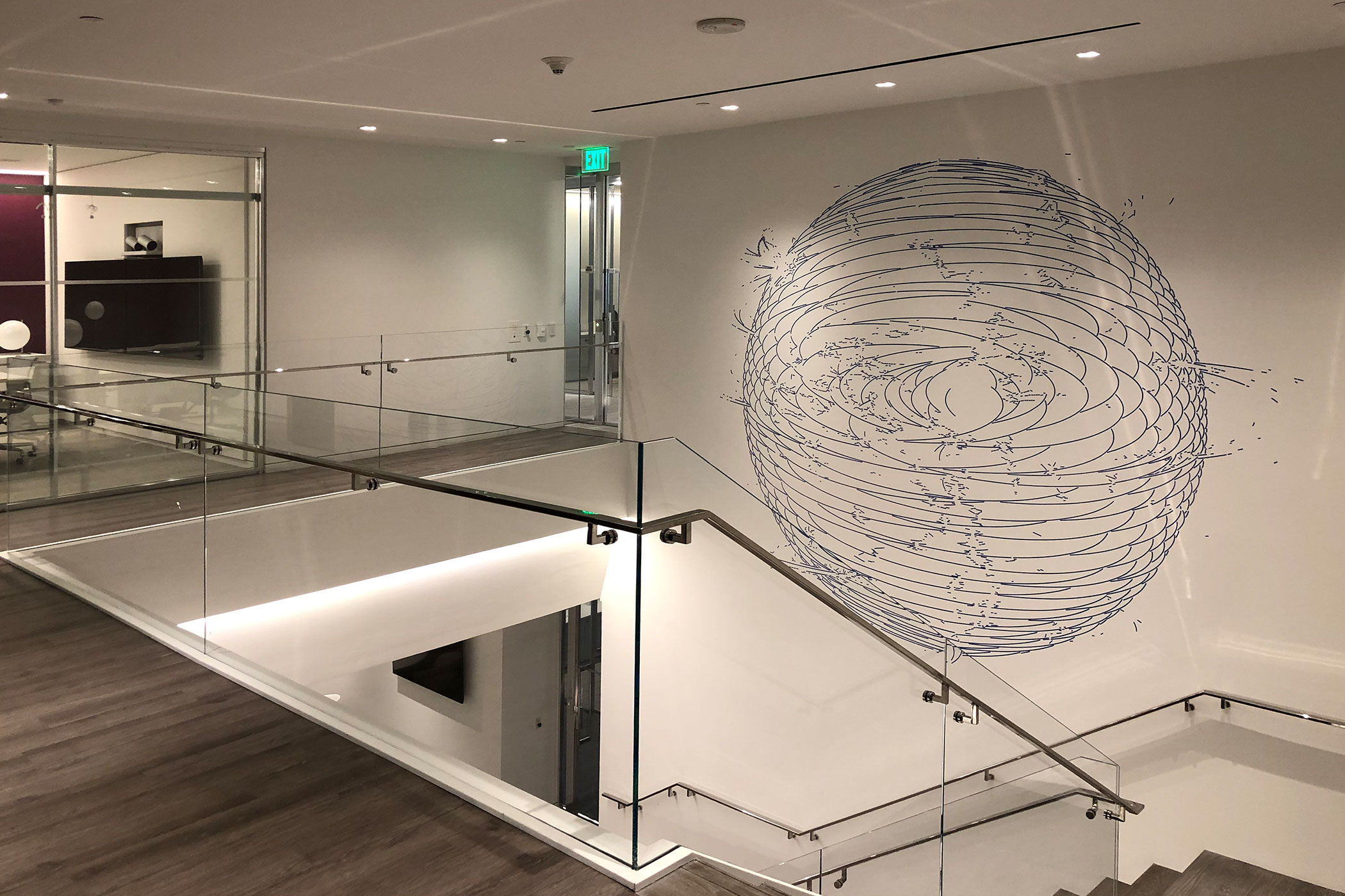 #15 ; Vinylfolienplot mit Haftbeschichtung auf Wand (Cut out of adhesive backed vinyl on wall); 2004 (installed 2019); 334 x 408 cm 10'12" x 13'7"); LSM Architects; Global Law Firm, Los Angeles, USA